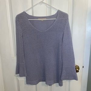 Light weight sweater with flare sleeves